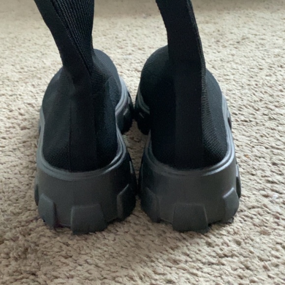 Boots - Picture 4 of 4